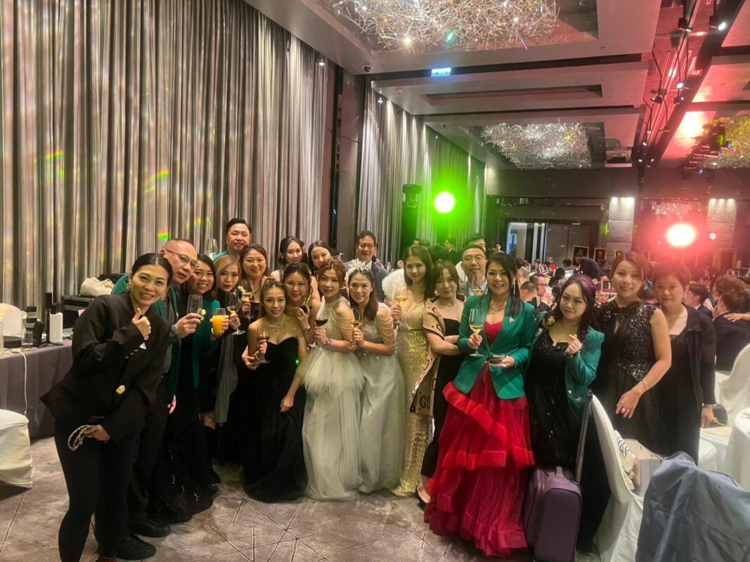 584300147_10241793993253178_9107545262068346717_n